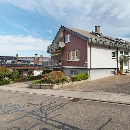 Lydia Appartement Oberoensbach